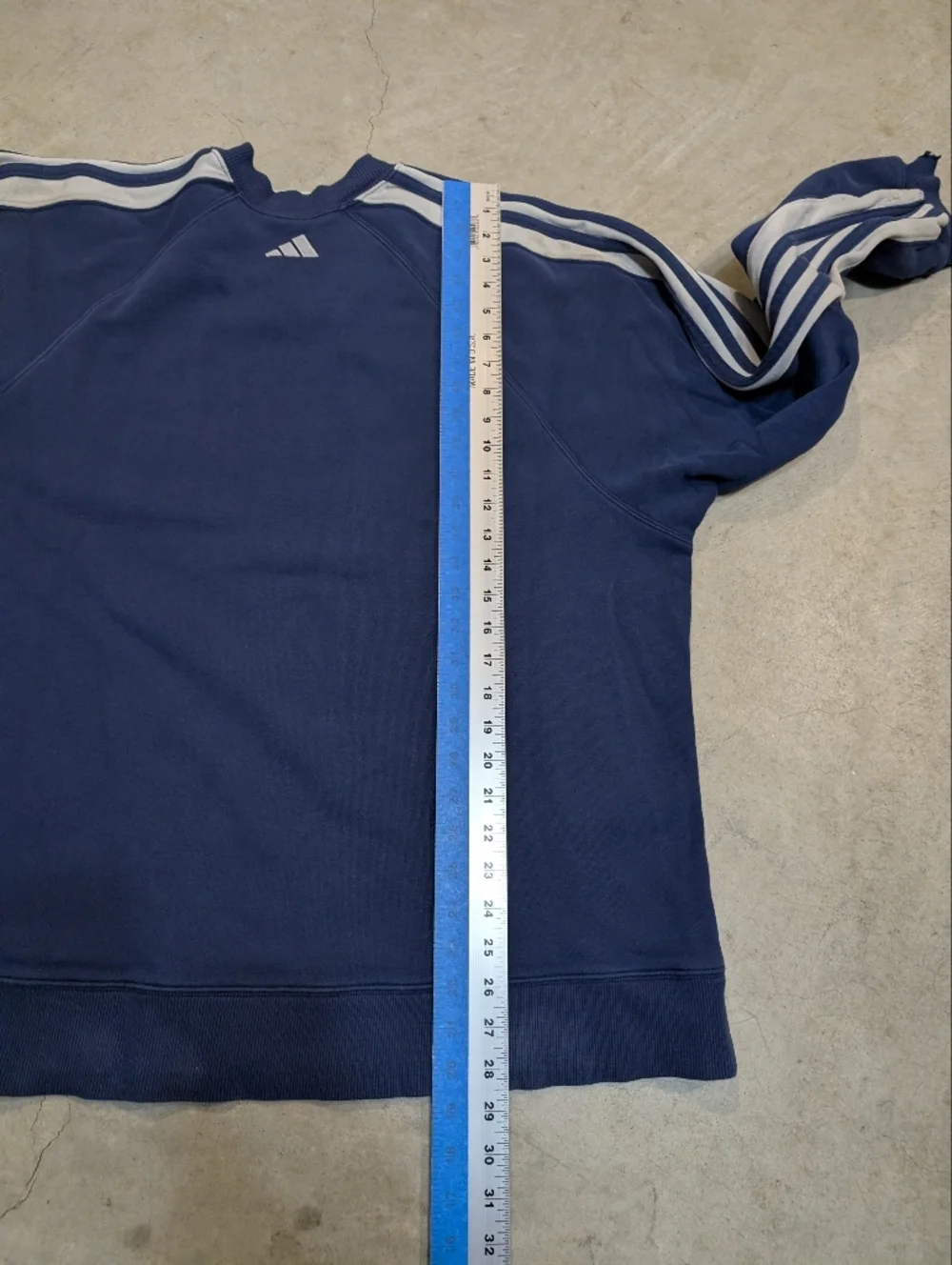 VTG 90s Adidas Men's L Navy Blue Logo Crewneck Sweatshirt Flaws